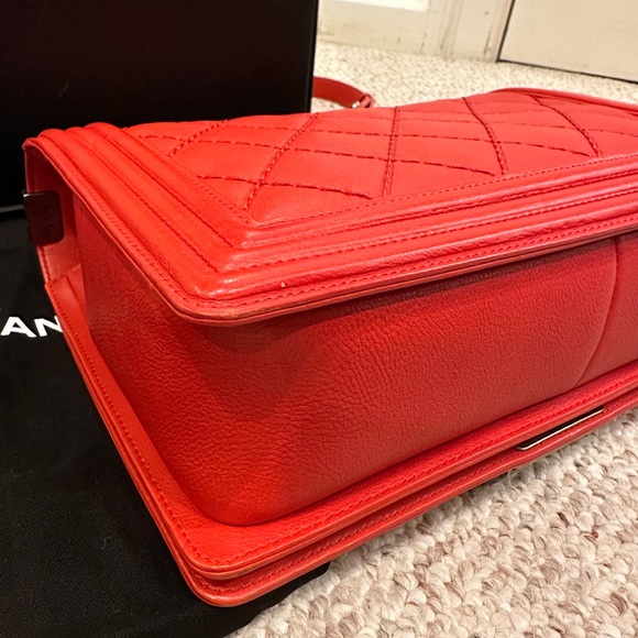 Brand new medium Chanel boy bag. 100% authentic with original card and box - Picture 7 of 8